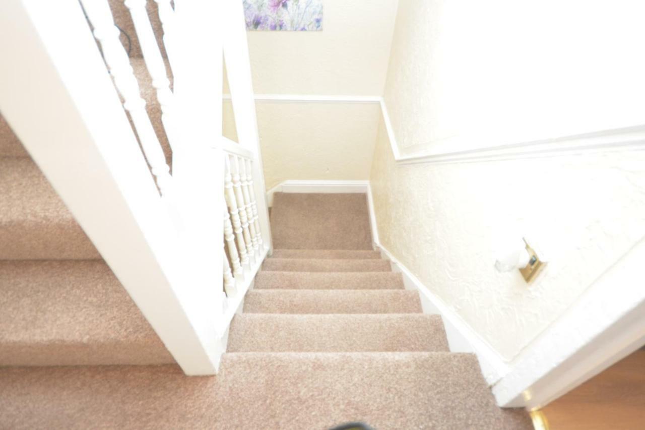 Four Bedroom Townhouse 12 Minutes Walk To Excel Exhibition Centre London Ngoại thất bức ảnh