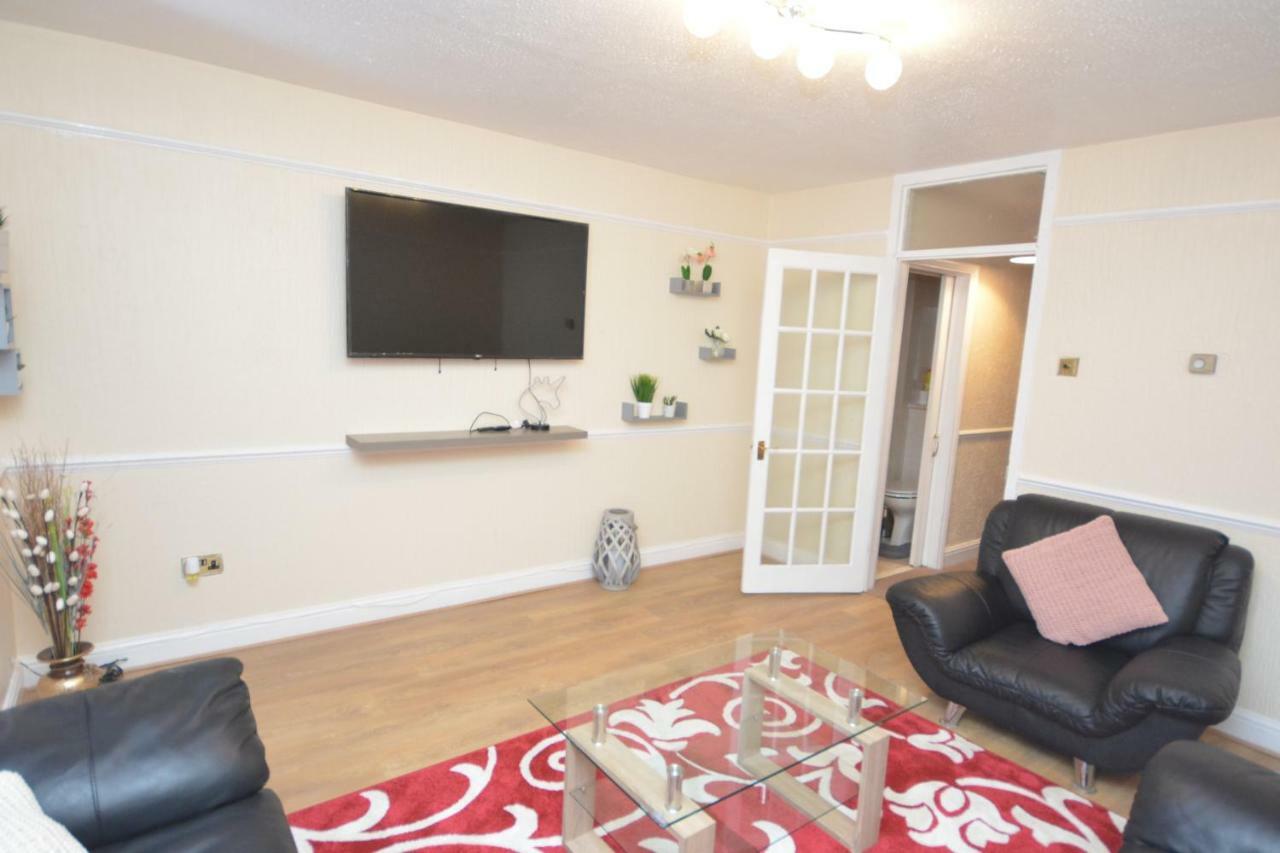 Four Bedroom Townhouse 12 Minutes Walk To Excel Exhibition Centre London Ngoại thất bức ảnh